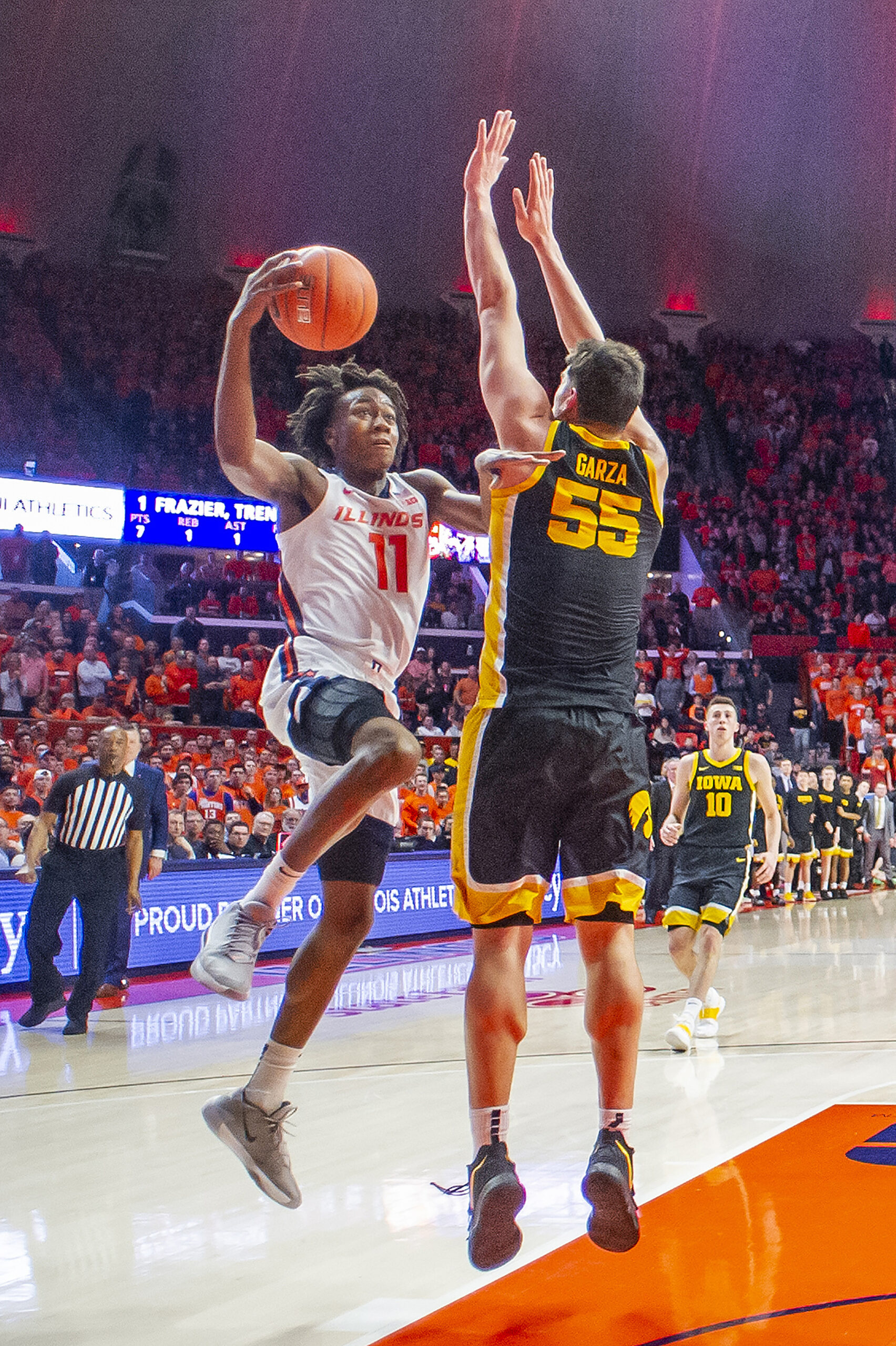 Illinois Basketball: Reliving Two Program Changing Wins