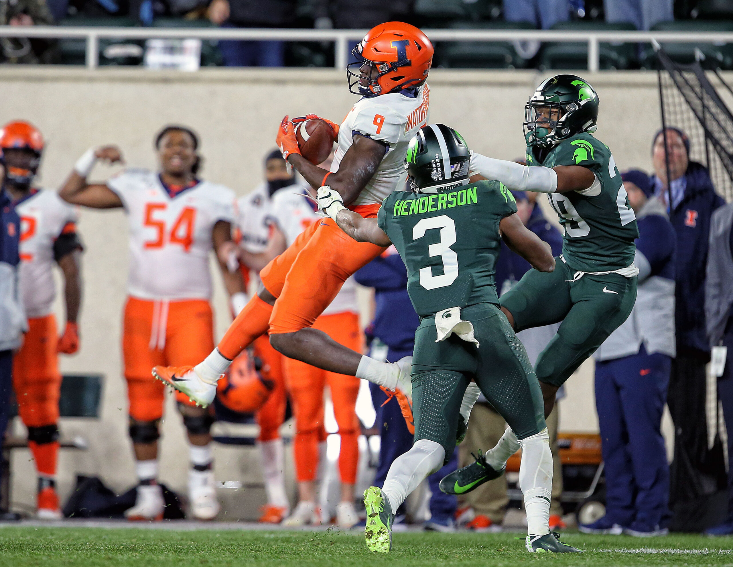 Reliving Illinois Football's Epic 4th Downs