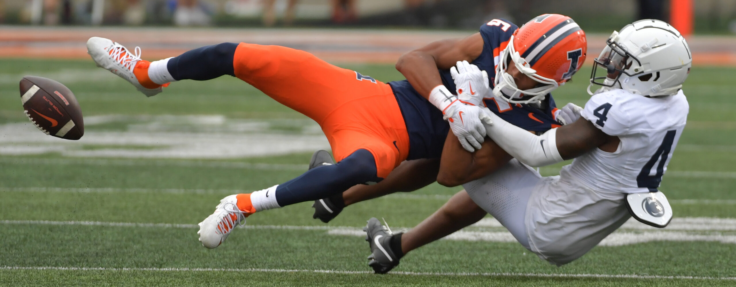 Illinois falls to Penn State 30-13