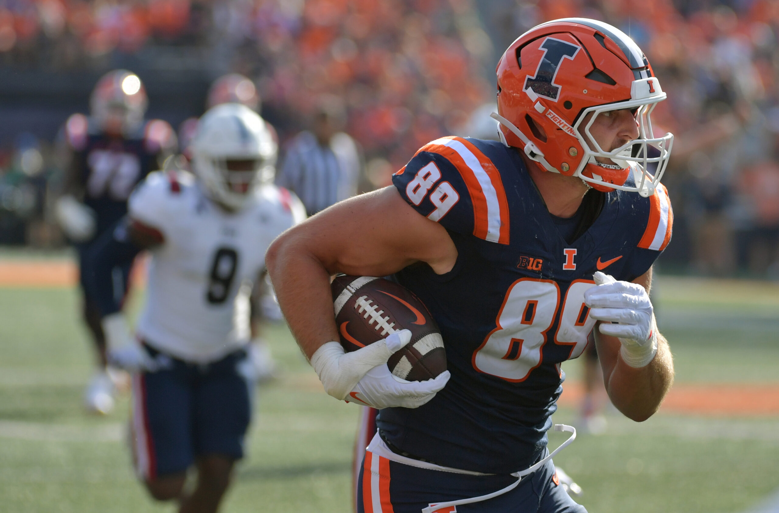 Illinois Football Freshmen help Stabilize the Ship vs FAU