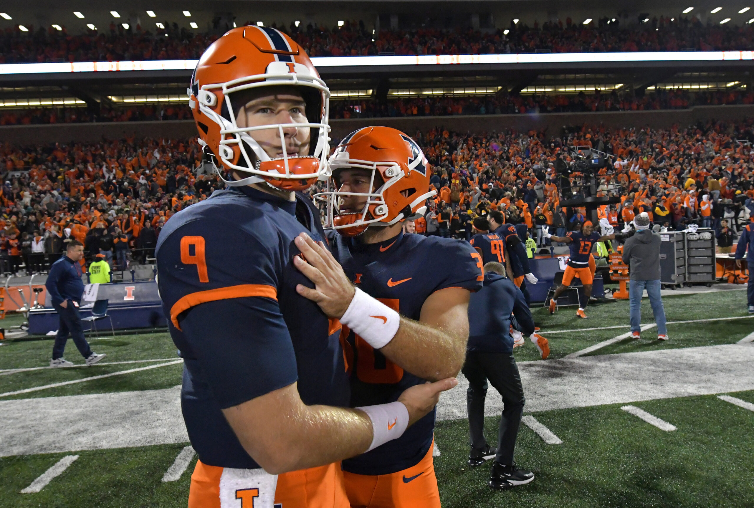 Illinois Football: Art Takes a Step Up