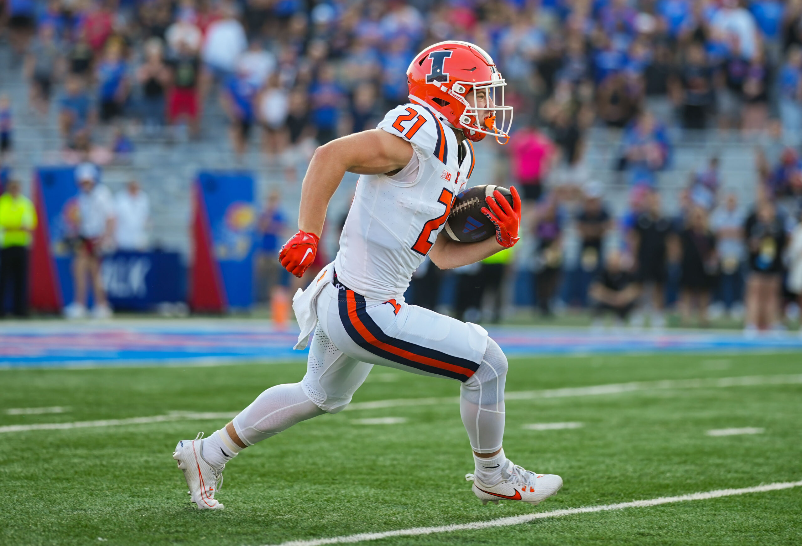 Illinois Football running back, Aidan Laughery.