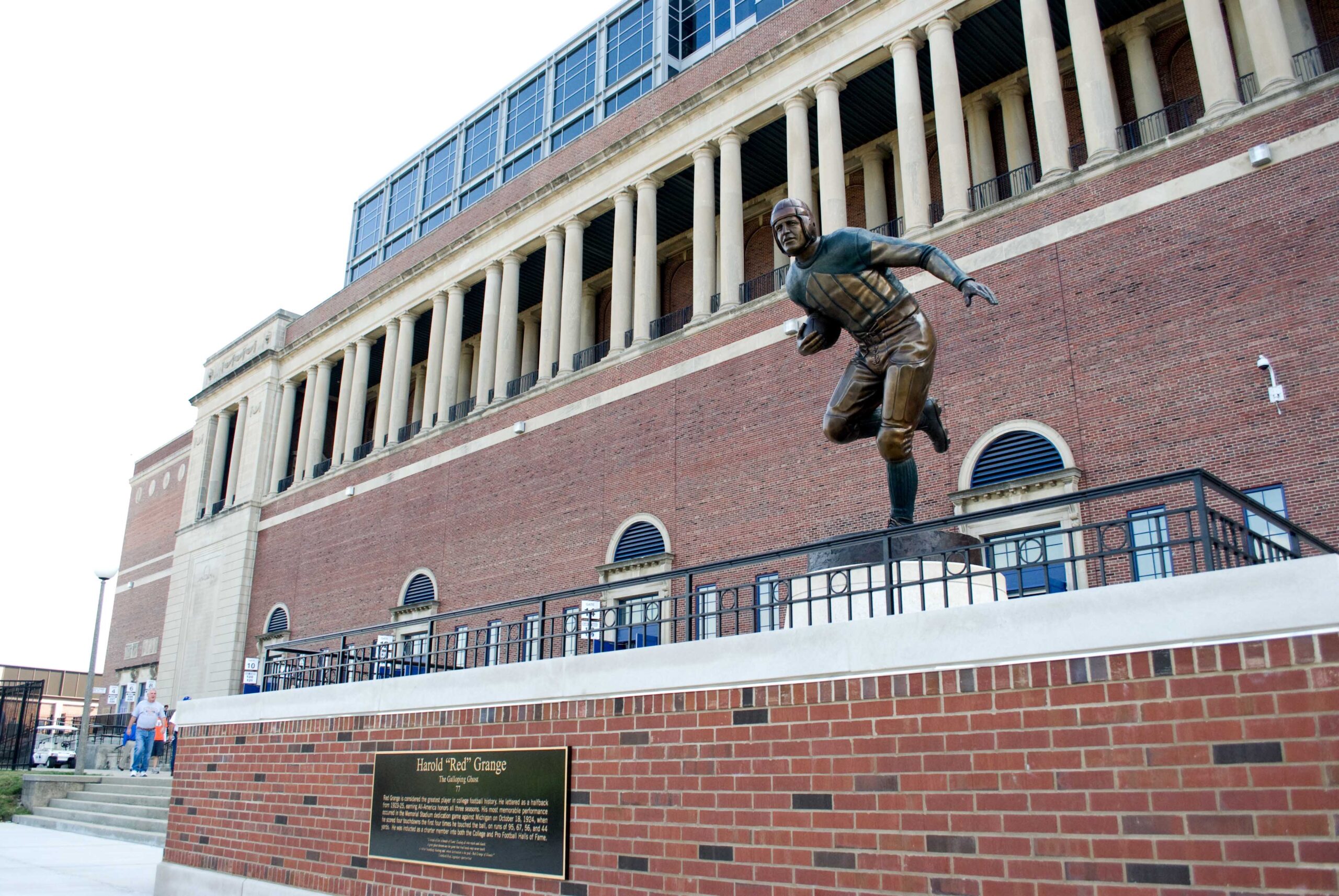 Illinois football great, Red Grange.