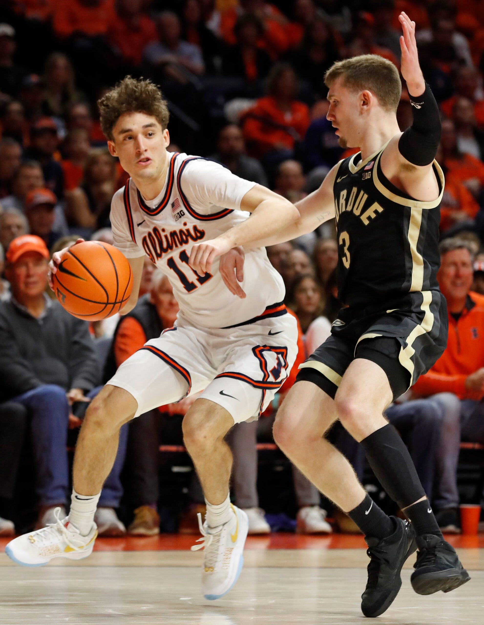 Former Illinois basketball guard, Niccolo Moretti vs Braden Smith.