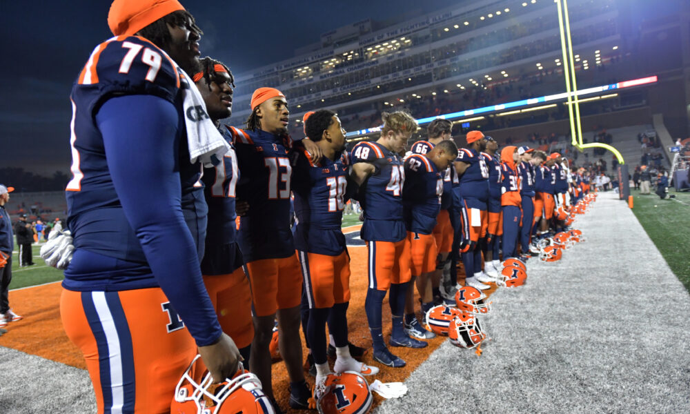 Illinois Football is back in the winner's circle.