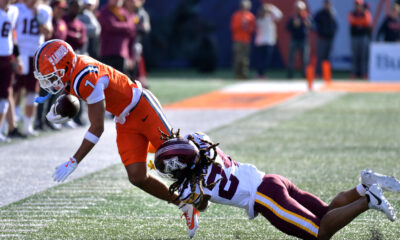 Illinois football received news that Kenari Wilcher will enter the transfer portal.