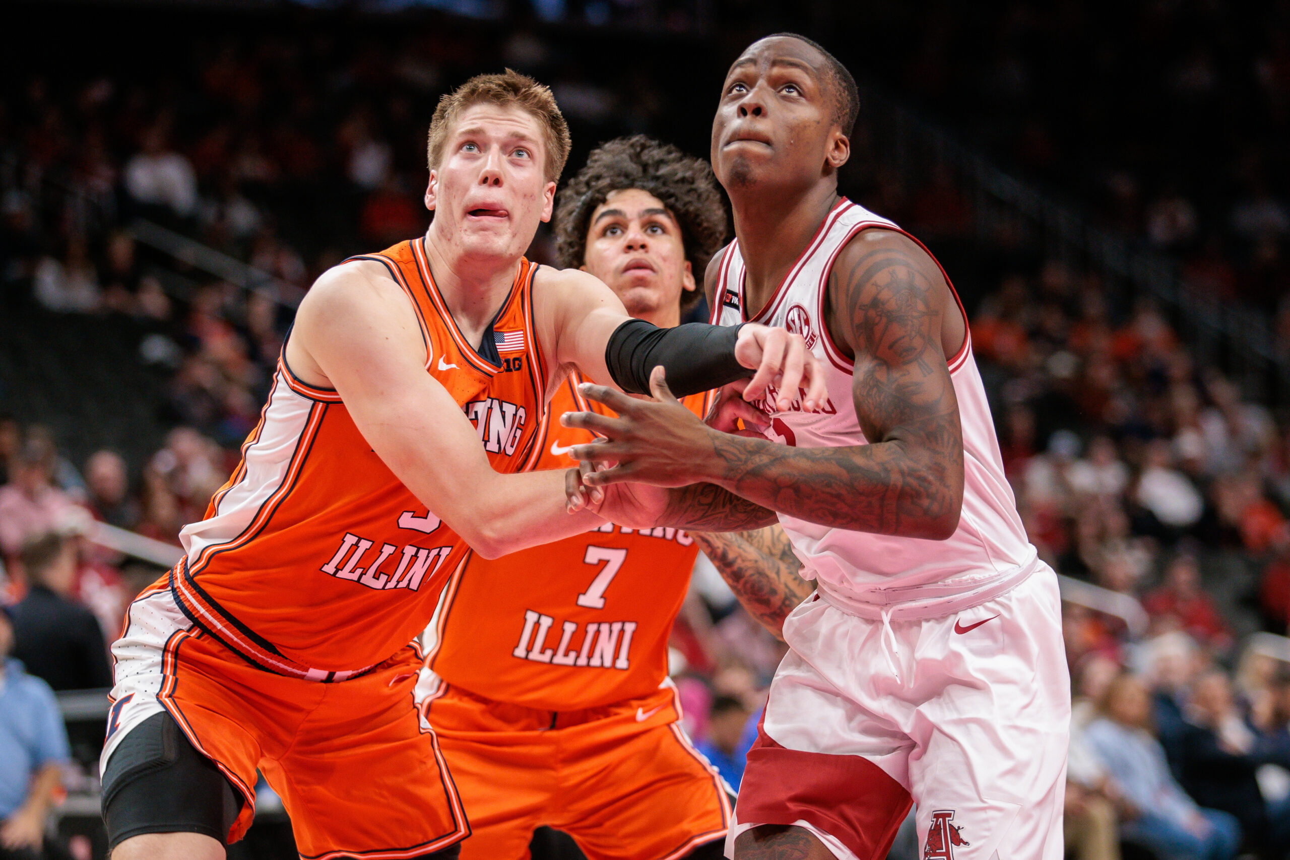 Illinois basketball played Arkansas on Thanksgiving day.