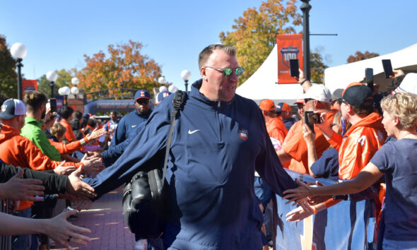 Illinois Football Adds Nathan Knapik