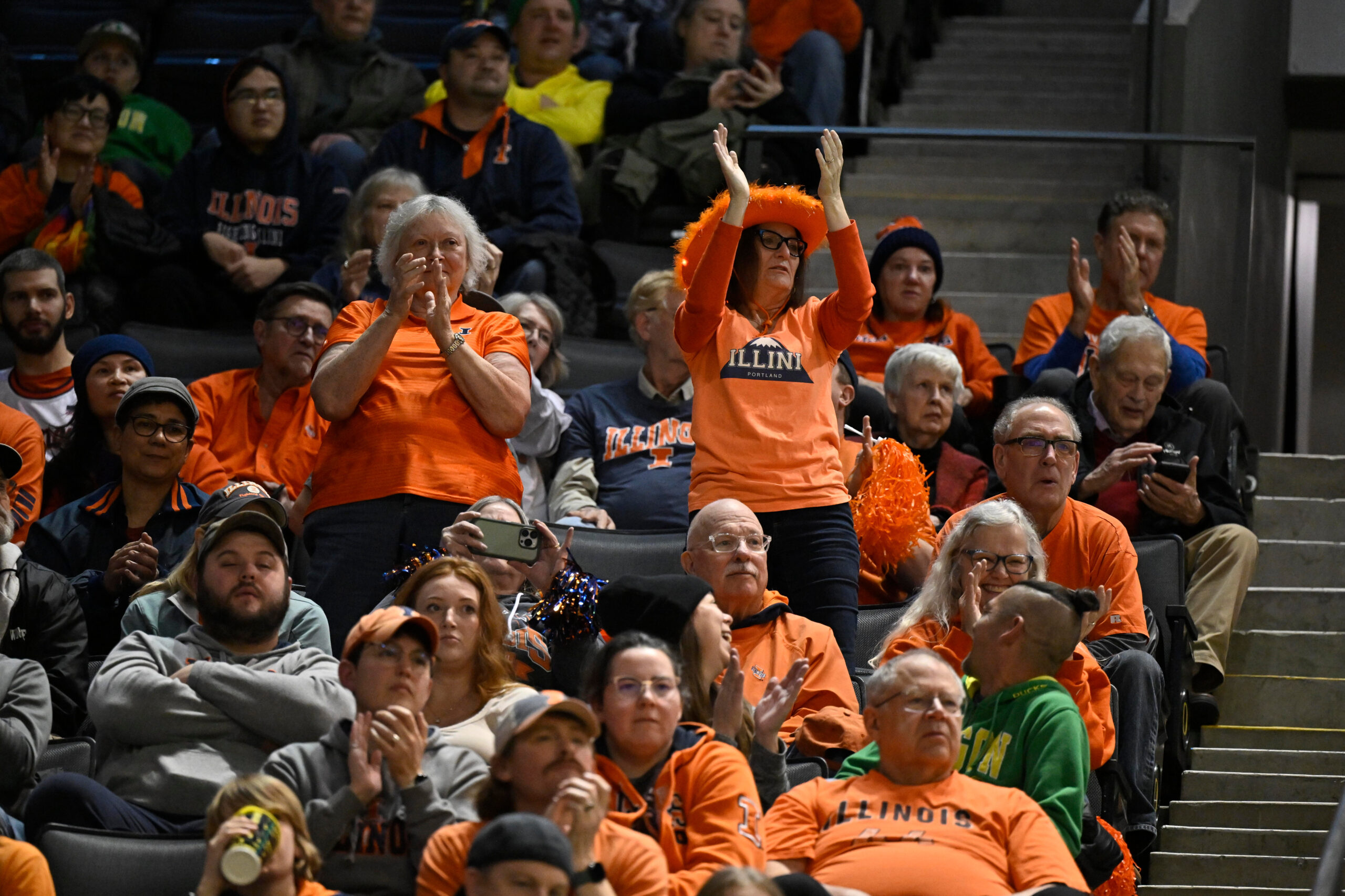 Illinois basketball fans travelled all the way to Oregon.