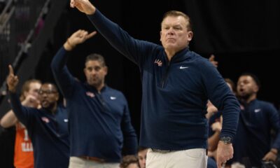 Illinois basketball coach Brad Underwood.