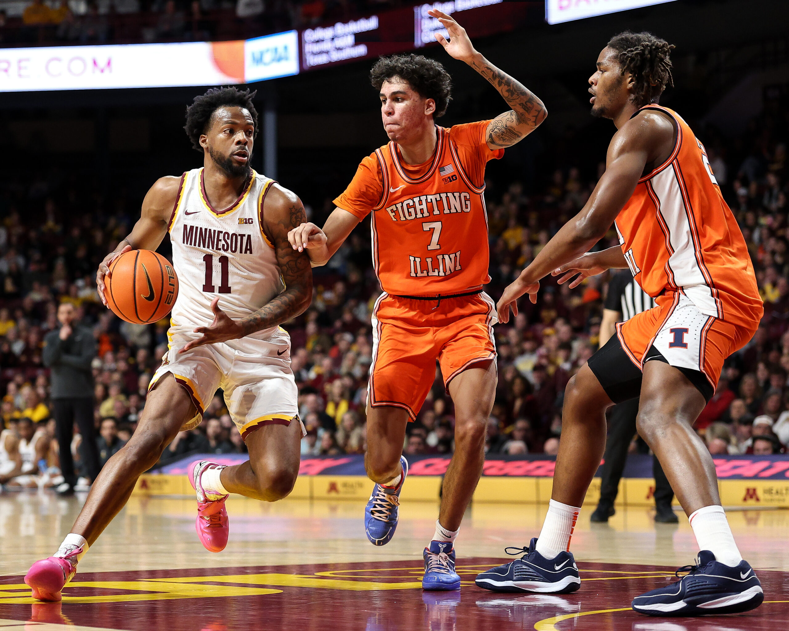 Illinois basketball freshman stars Will RIley and Morez Johnson.