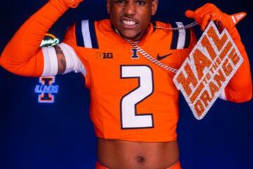 Illinois Football commit Donovan Turner