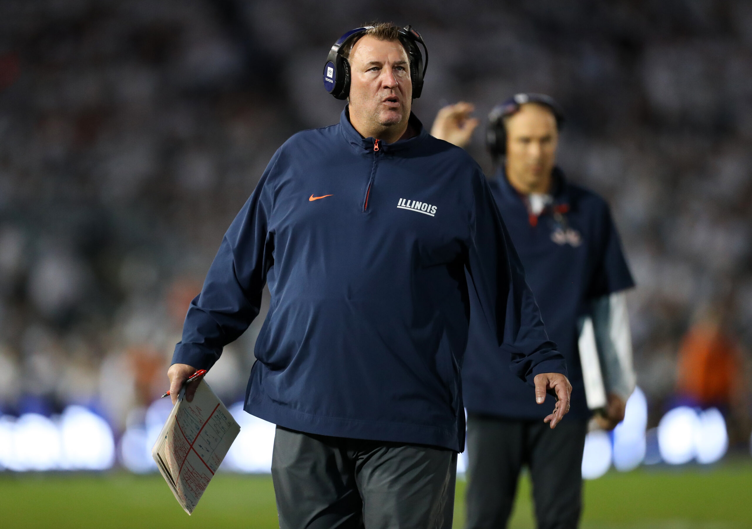 Illinois Football coach Bret Bielema.