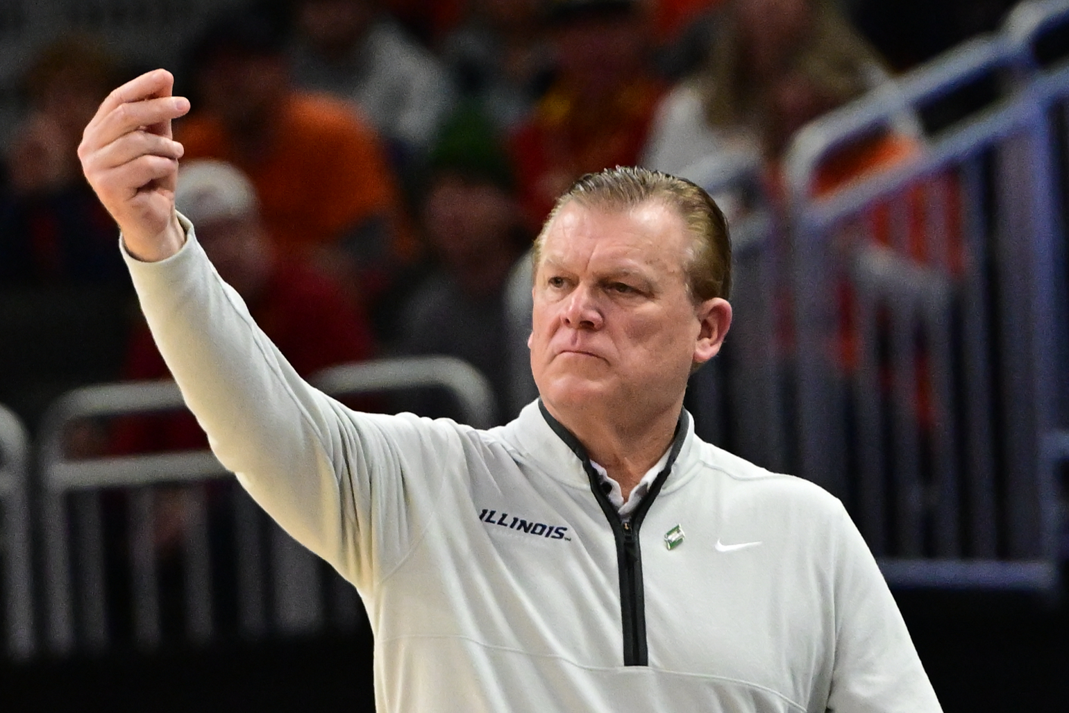 Illinois Basketball coach Brad Underwood