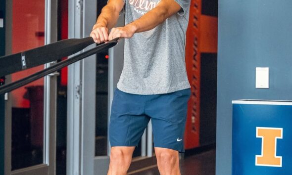 Illinois basketball wing Andrej Stojakovic