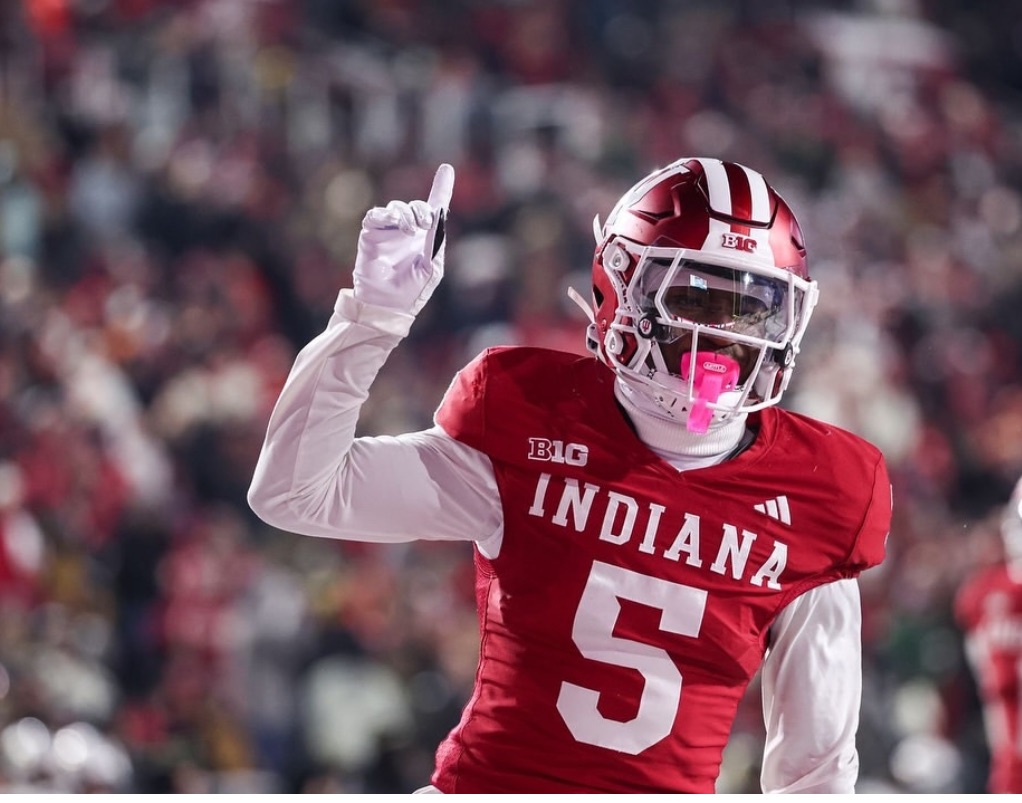 D'Angelo Ponds - Indiana Football vs Illinois Football. Credit: D'Angelo Ponds on Instagram. (@dangelopondss)