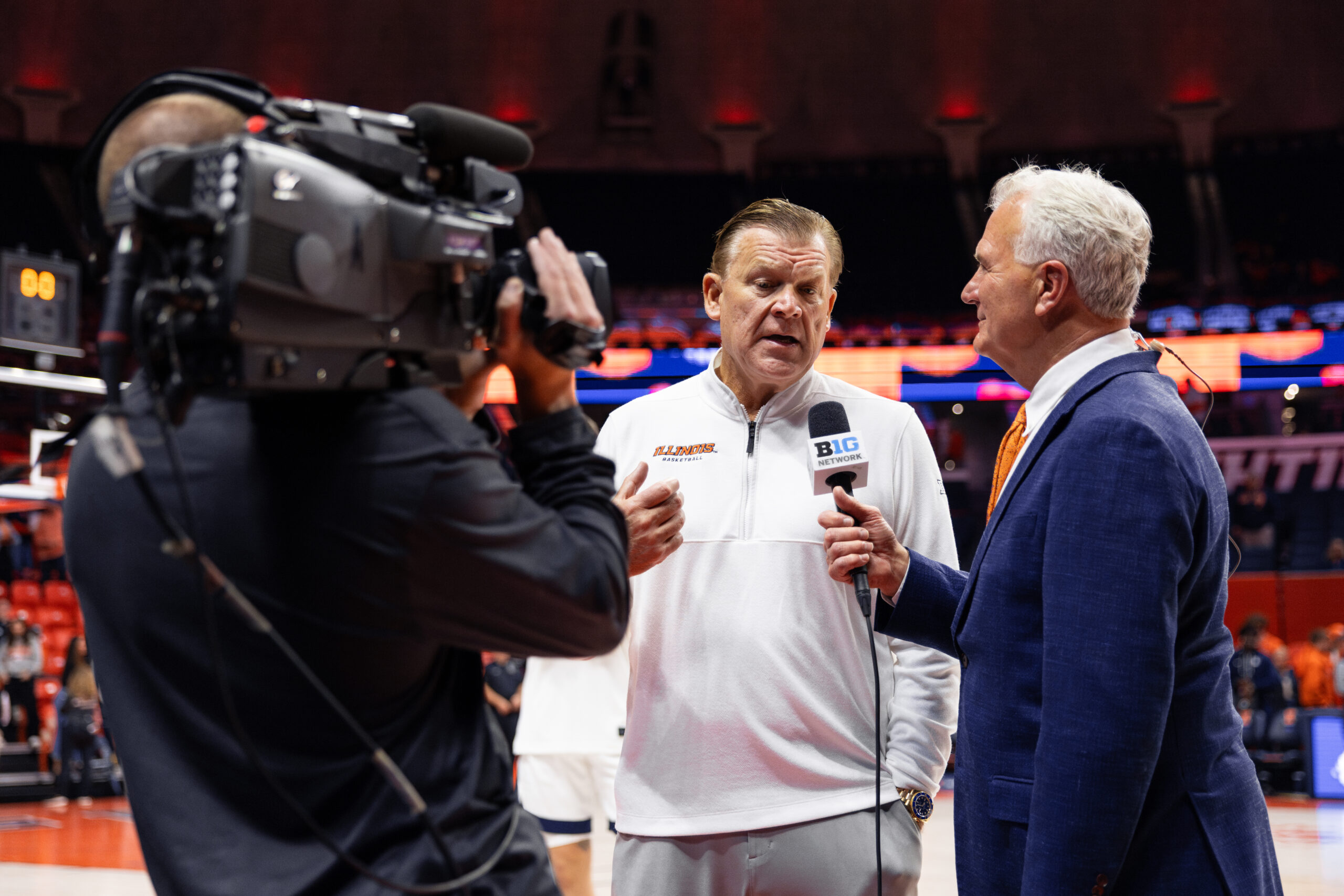 Illinois basketball head coach Brad Underwood