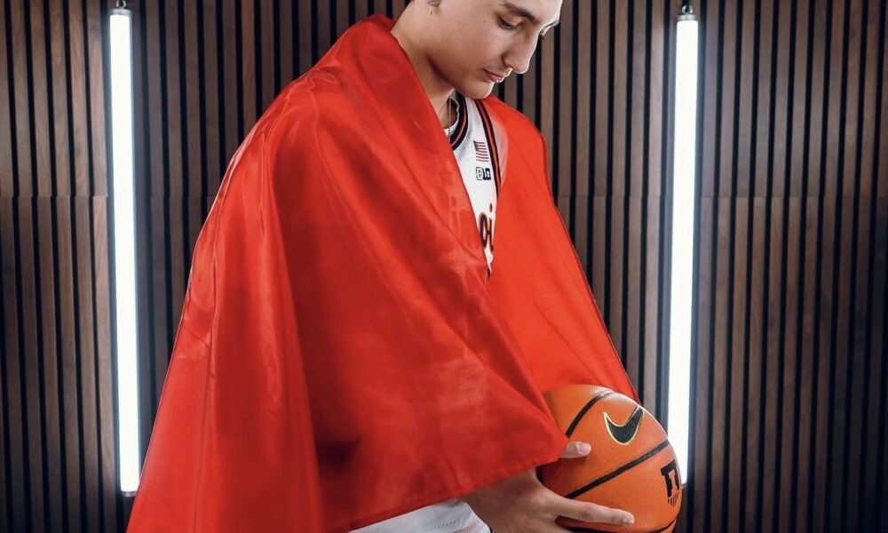 Illinois basketball target Adam Oumiddoch.