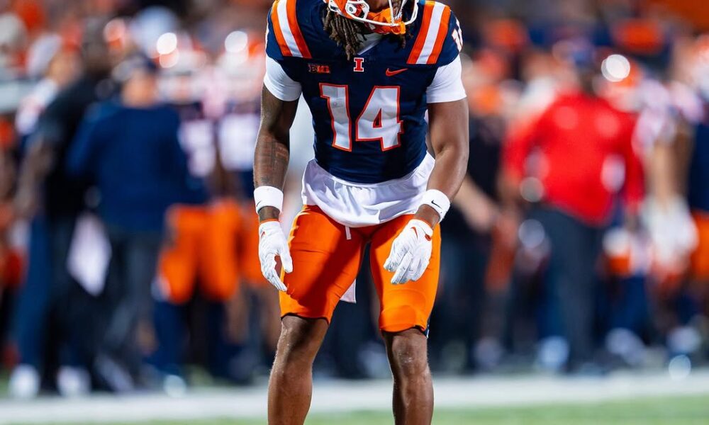 Xavier Scott. Illinois Football. Photo Credit: Xavier Scott on Instagram. (@xayscott_).