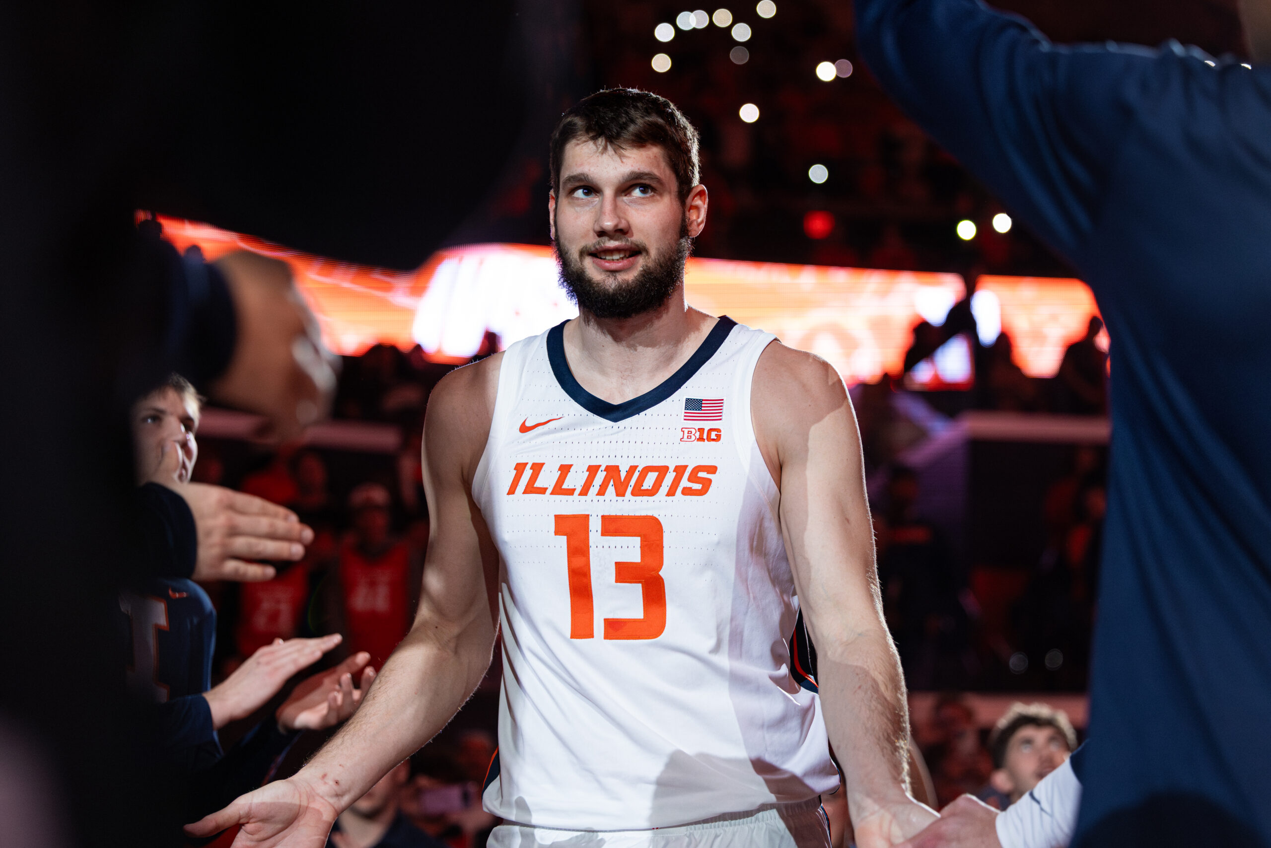 Illini center Tomislav Ivisic