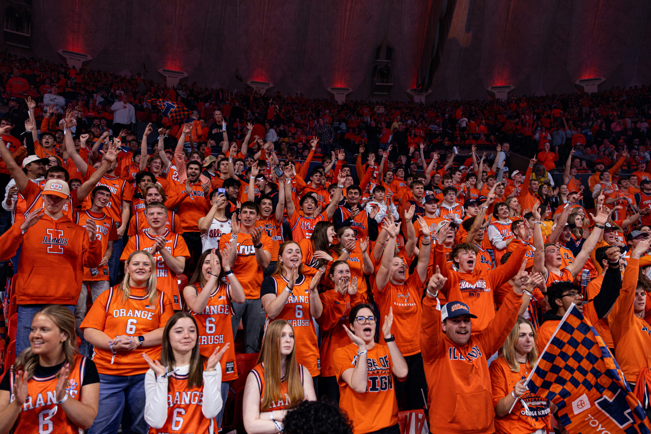 Illinois basketball fans are some of the best in the NCAA