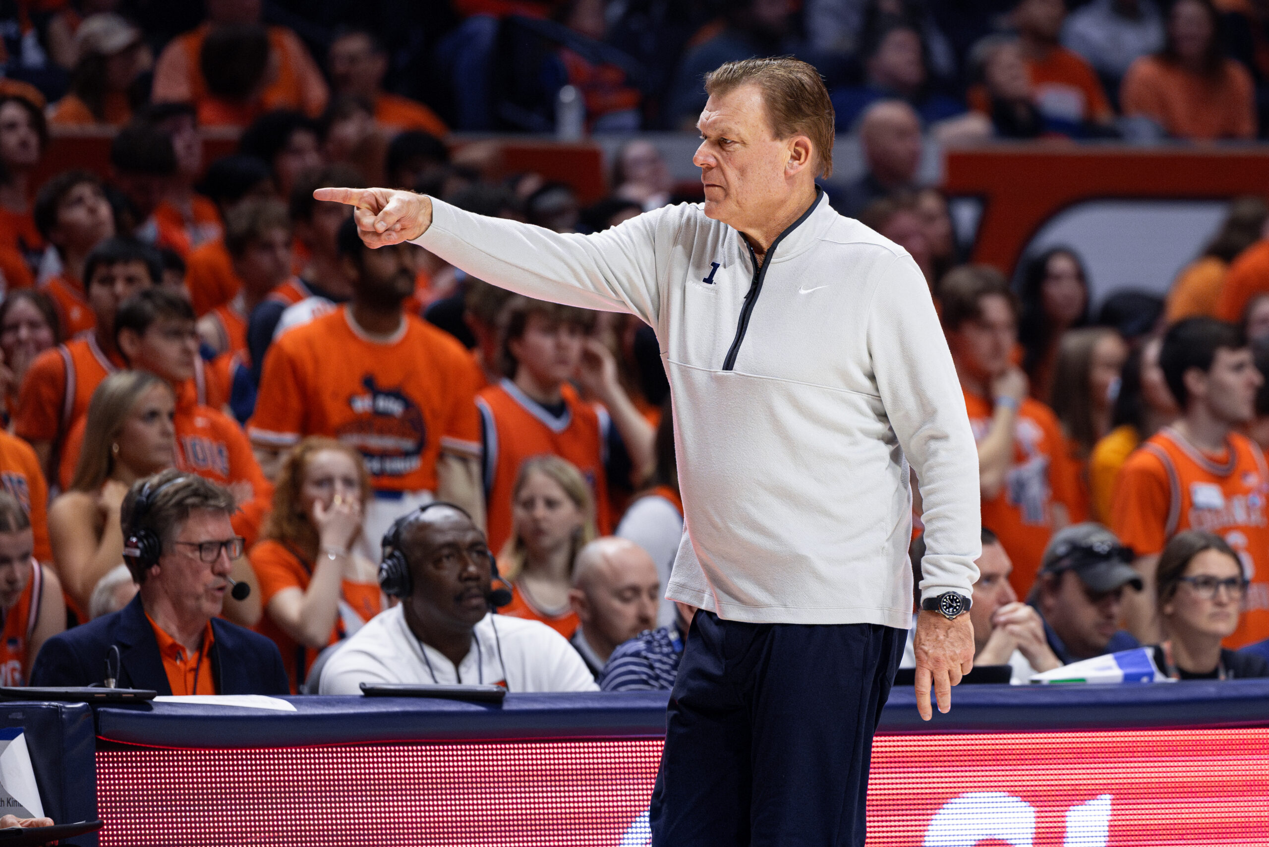 Illini head coach Brad Underwood
