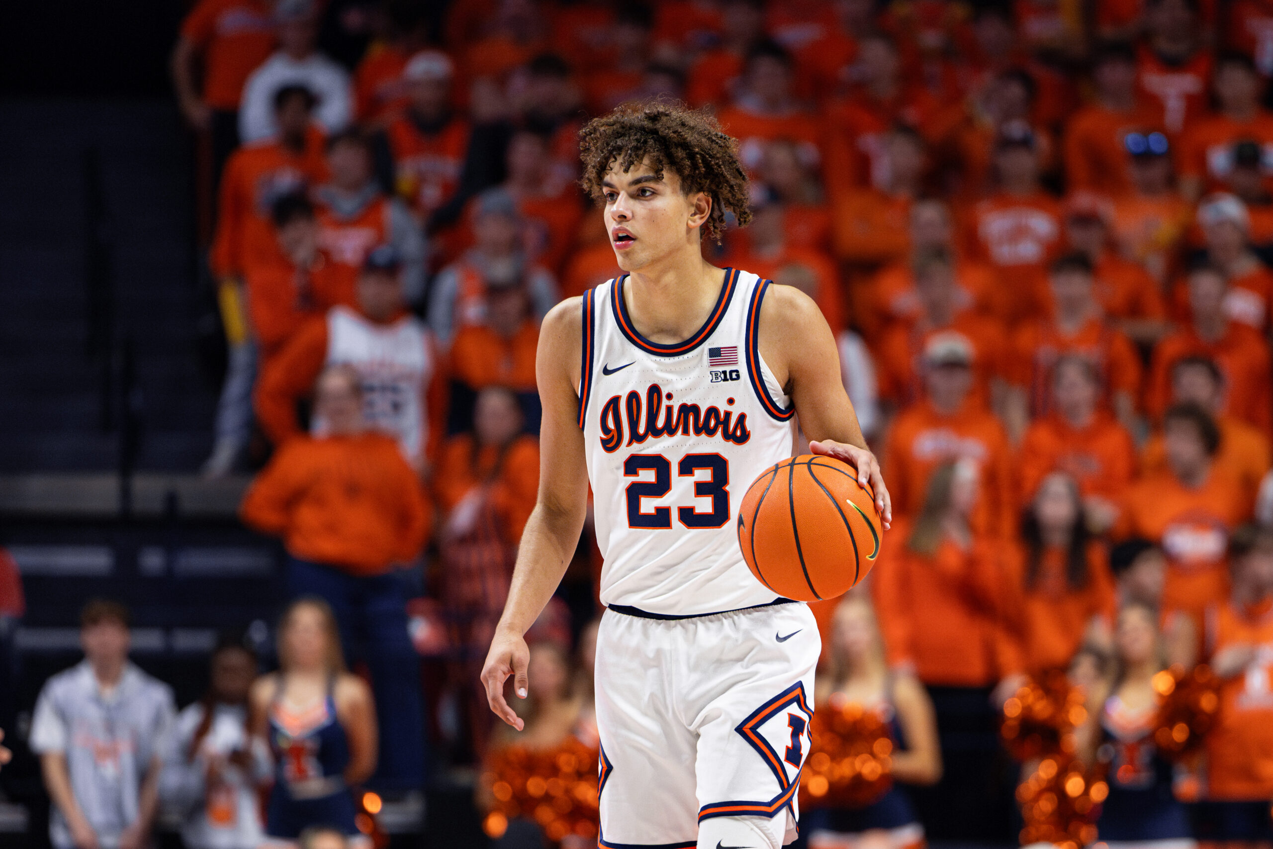 Illini guard Keaton Wagler bringing the ball up