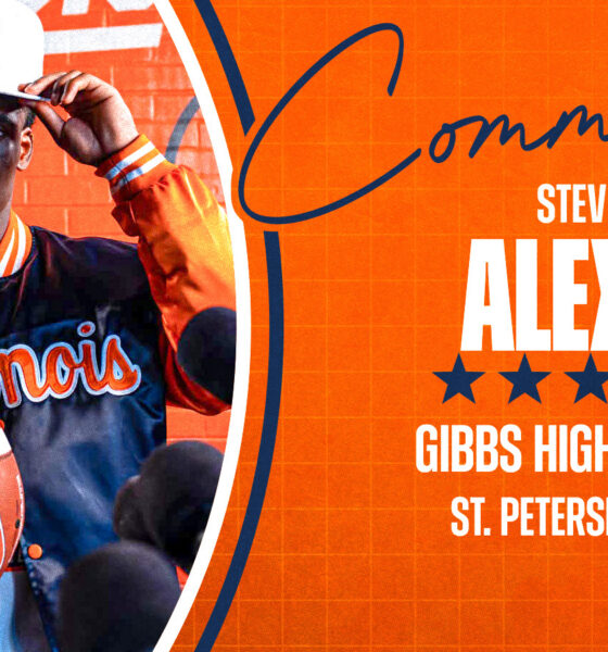 Illinois Football. Steven Alexis. Photo Credit: Alex Kyi, Armchair Illini.