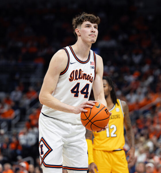 Illinois basketball center Zvonimir Ivisic