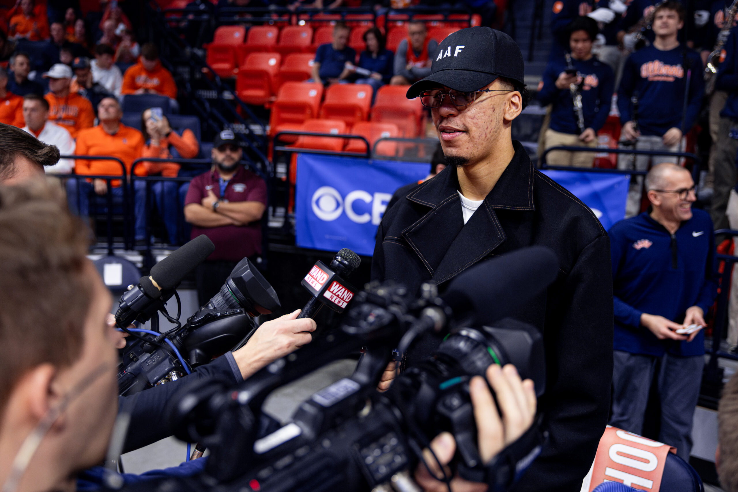 Former Illini forward Will Riley