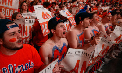 Illinois basketball fans