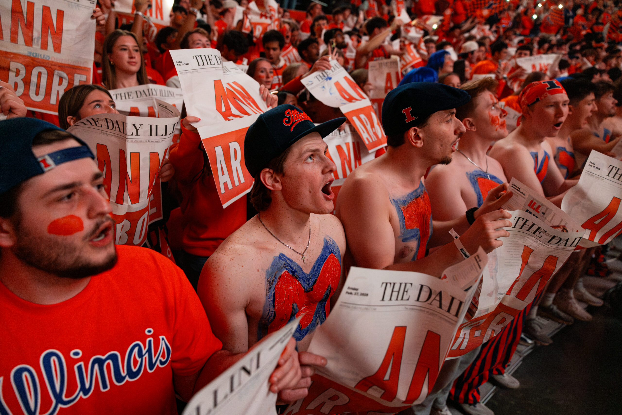 Illinois basketball fans