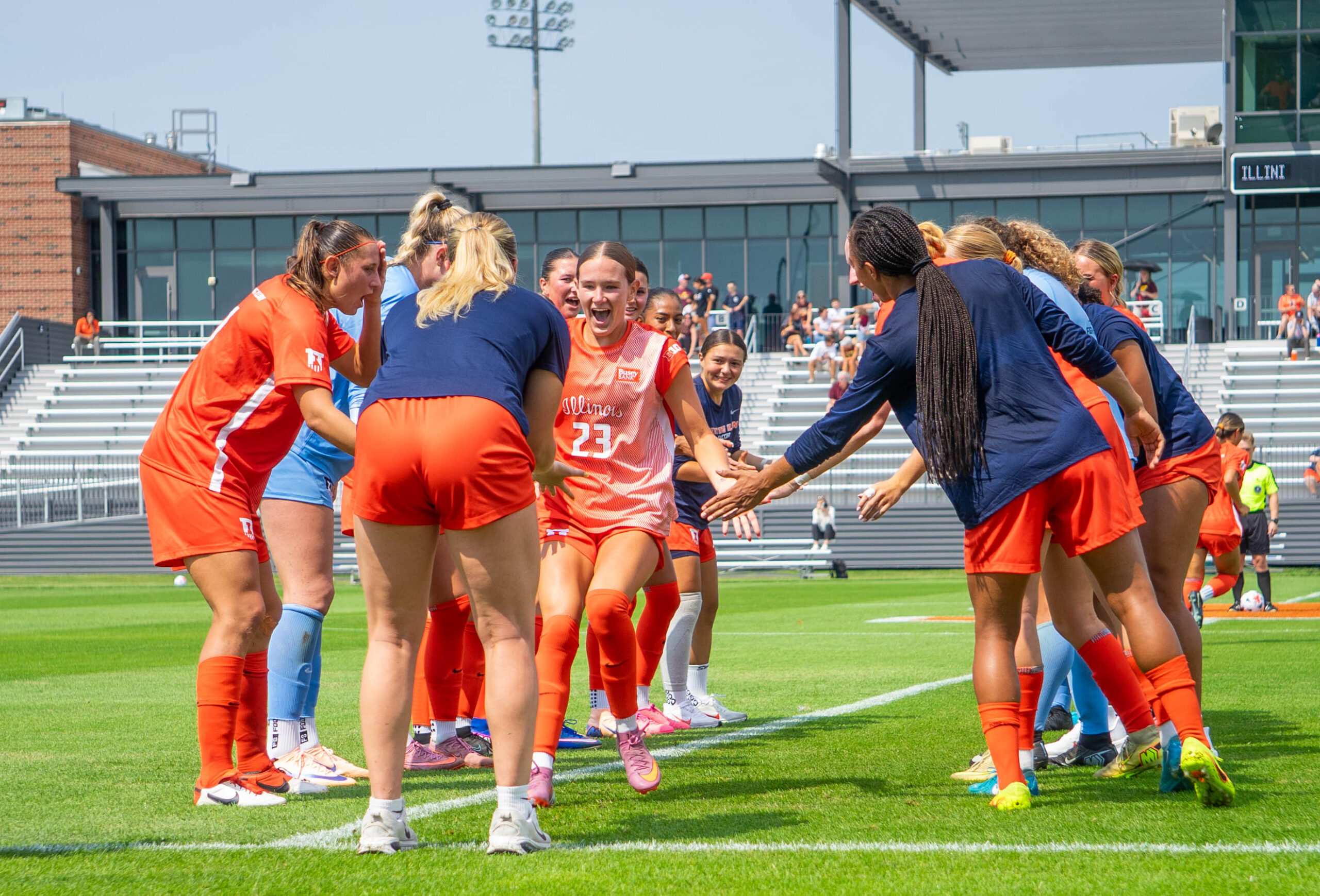 Illini soccer starting lineups.
