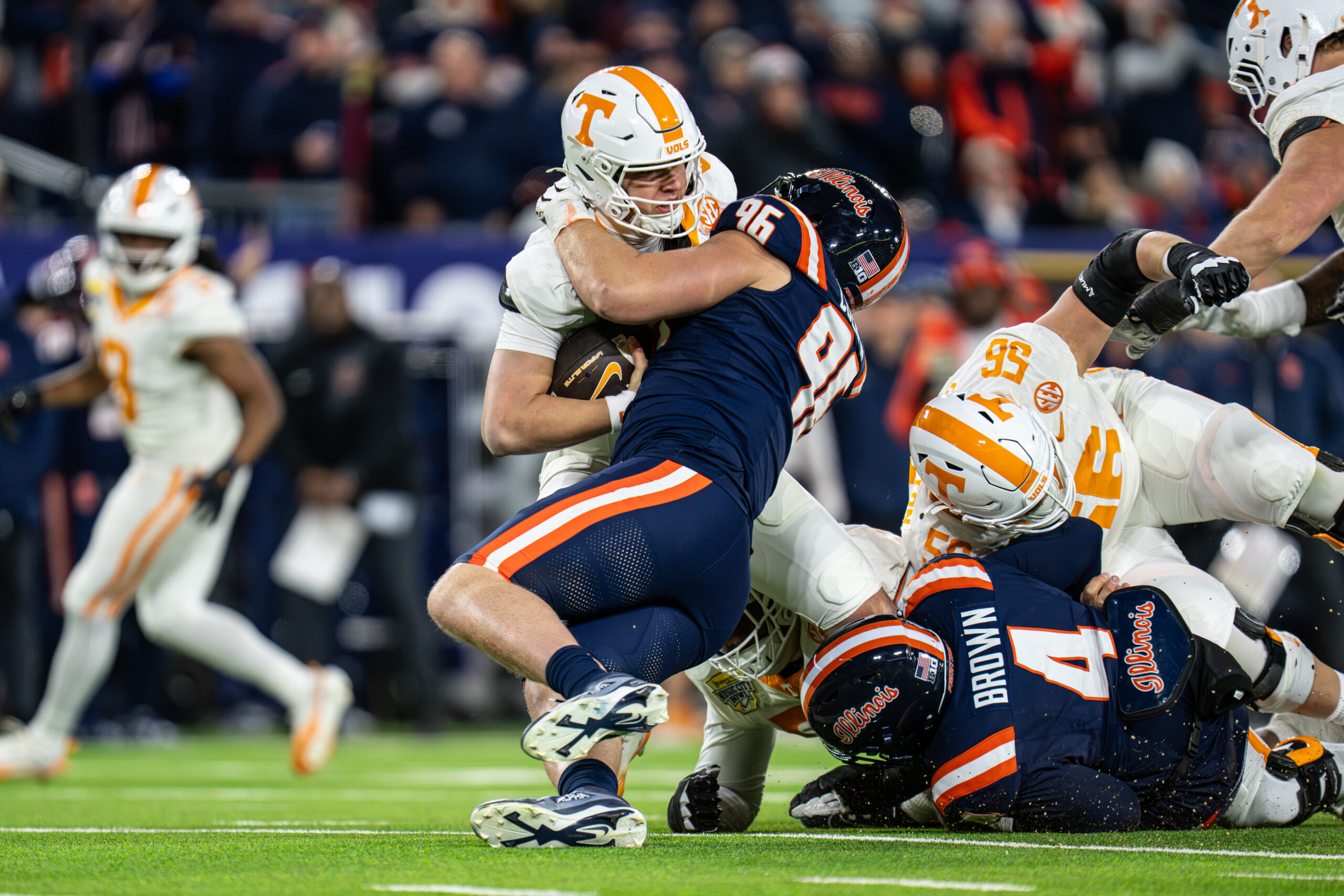Illinois football in the Music City bowl.