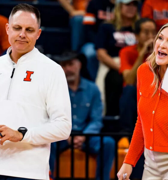 Illinois volleyball coach Chris Tamas.