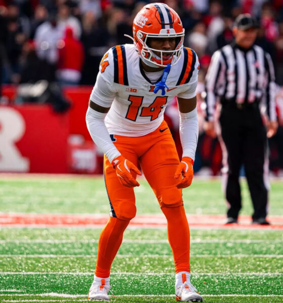 Illini DB Xavier Scott