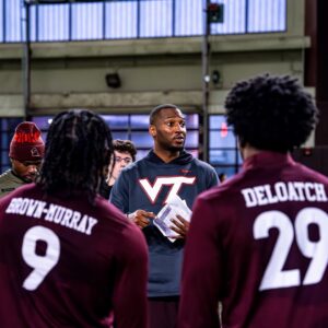 Illinois Football. Nick Perry. Virginia Tech. Photo Credit: Nick Perry. Instagram. (@nickperry_27). 