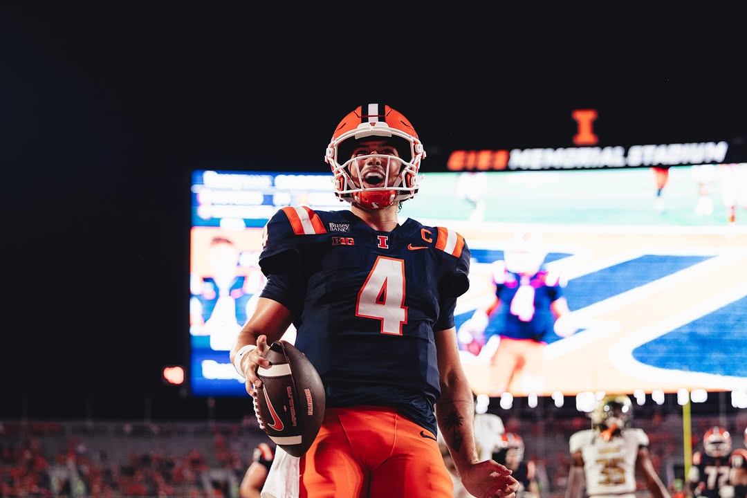 Armchair Illini. Illinois Football. Photo Credit: Katin Houser, Instagram. (@katinhouser). 9/24/26.
