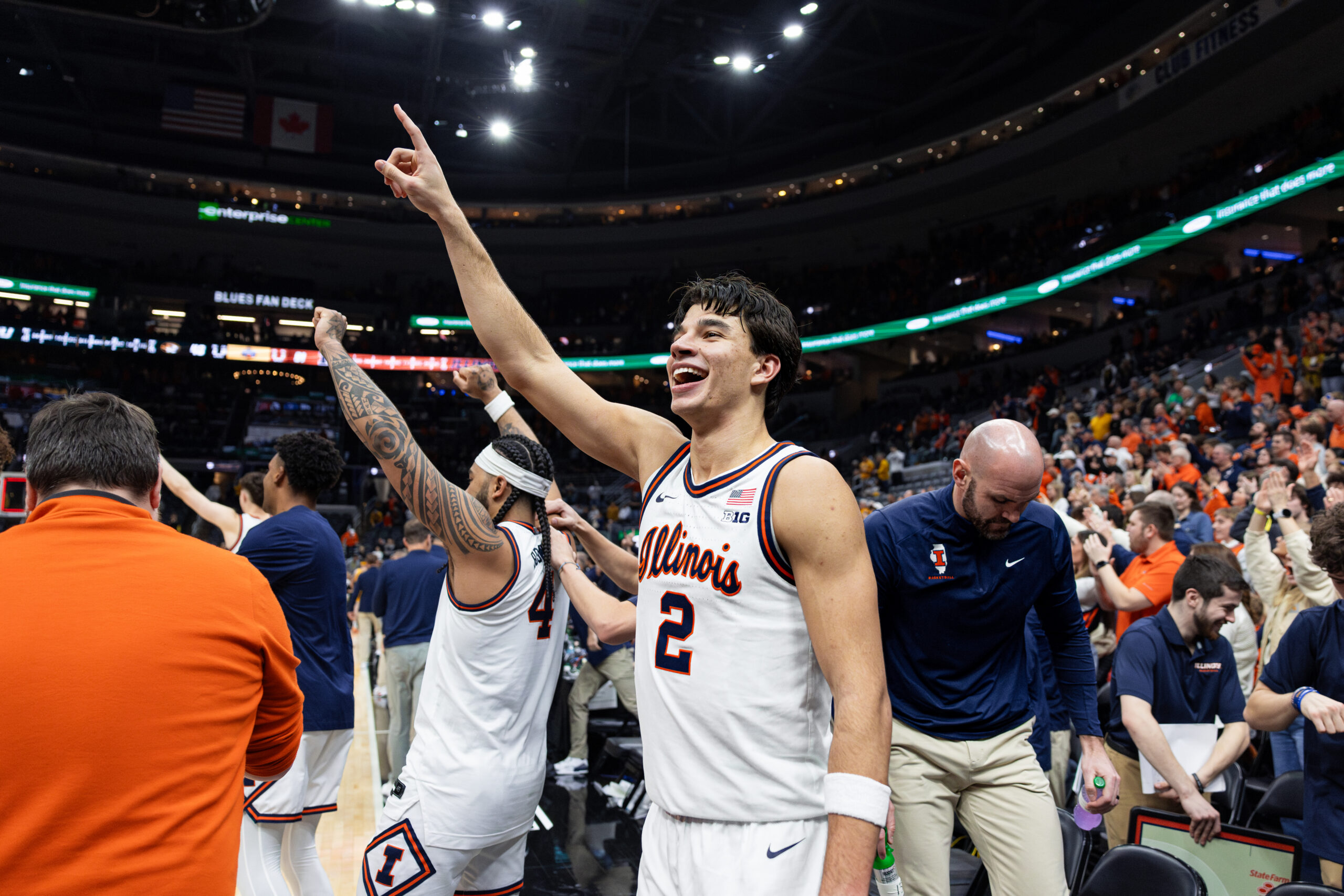 Illini guard Andrej Stojakovic