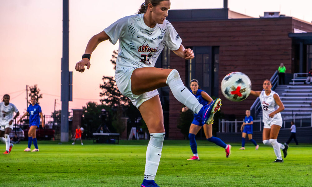 Illini Soccer has a star sophomore in forward Ashlyn Adams