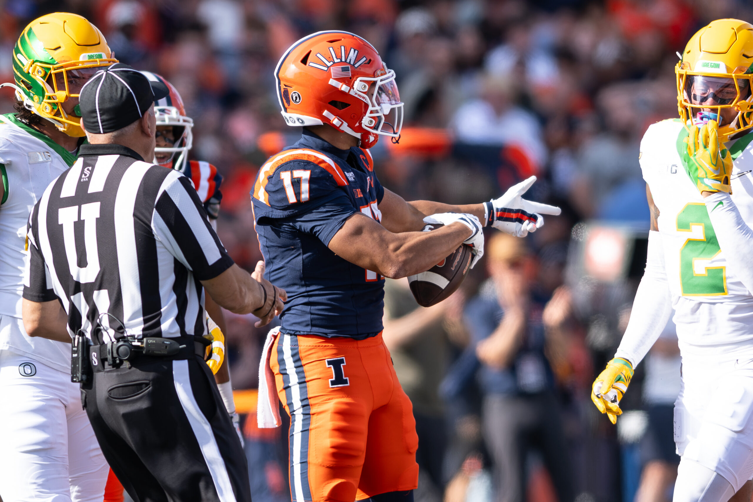 Illinois Football. Collin Dixon. No. 17. Photo Credit: Vincent Bruington. Armchair Illini.
